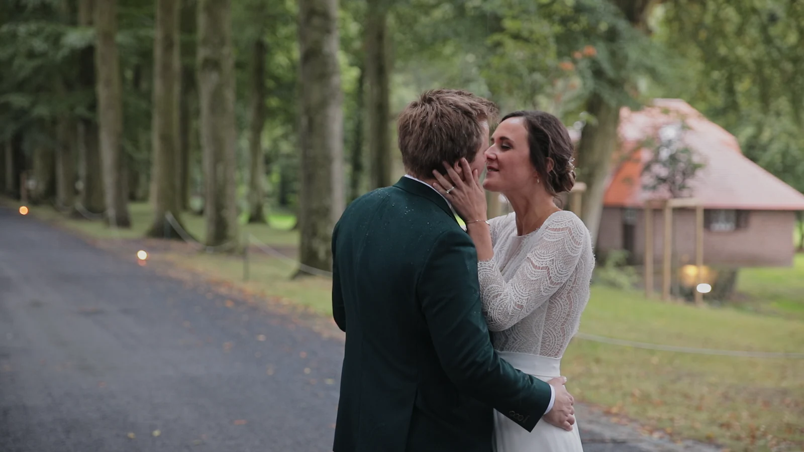 Pauline et Stanislas lors de leur mariage près de Lille