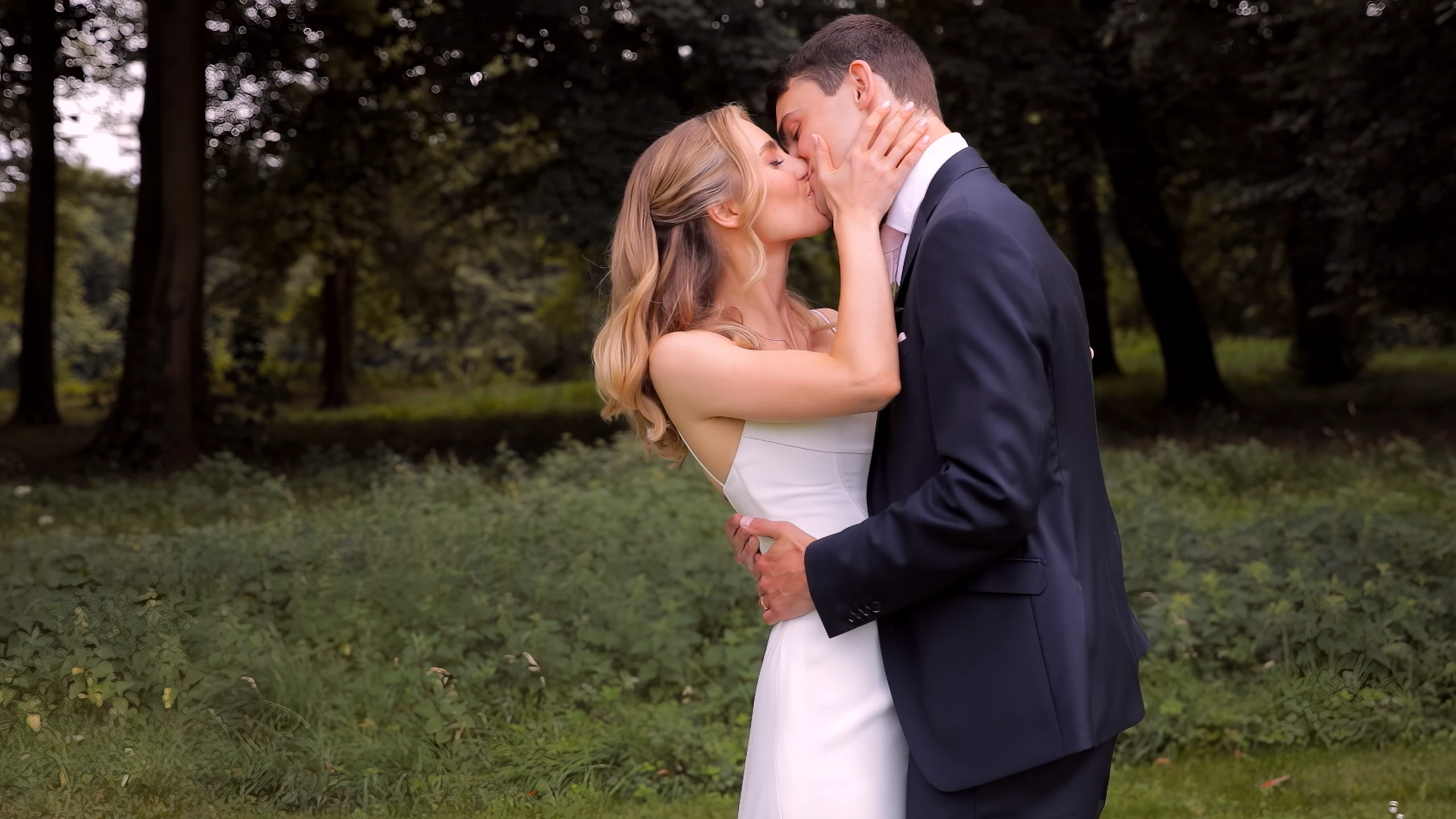 Bethany and Liam on their Paris wedding day